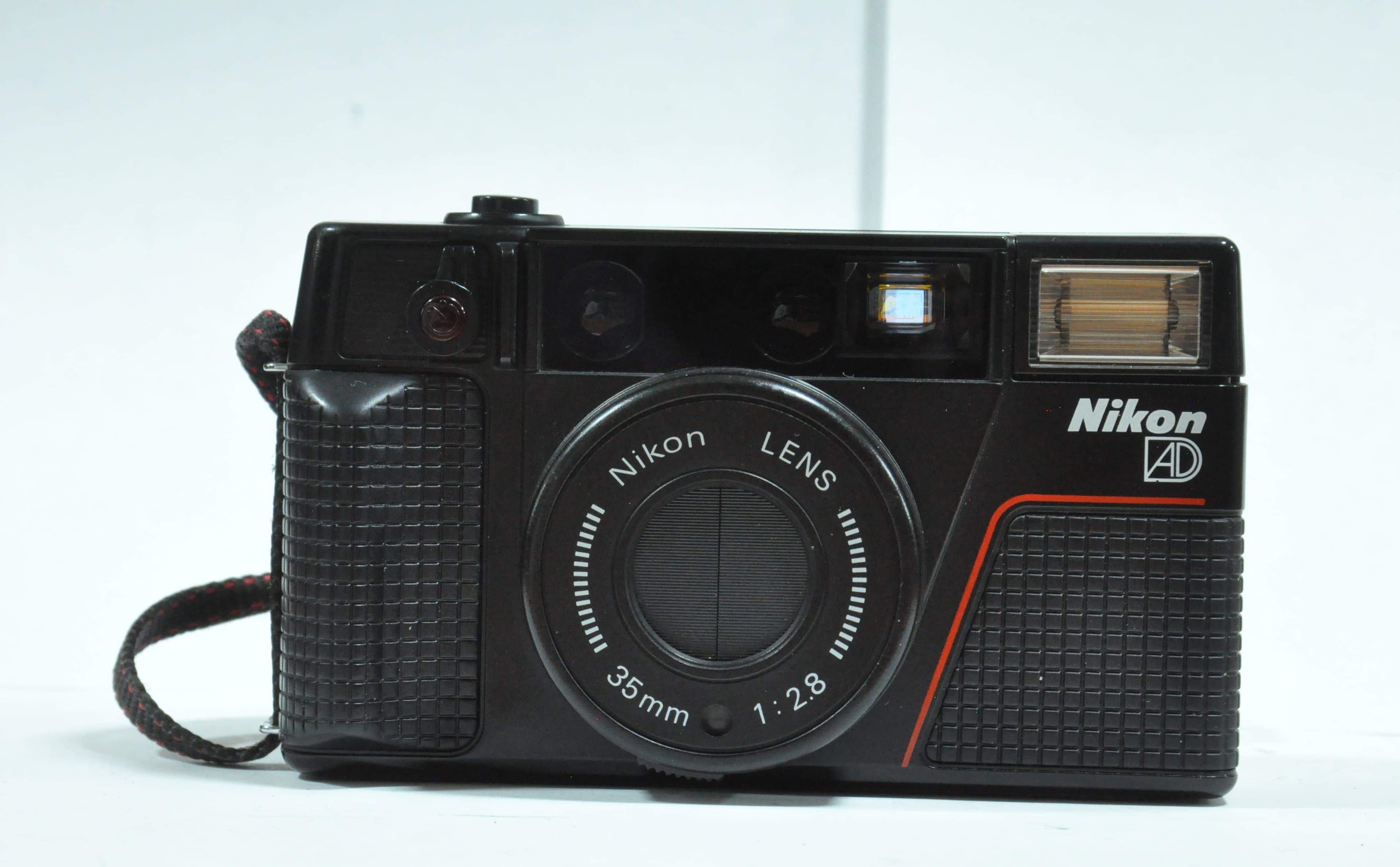 Nikon L35AD (Nikon AD)