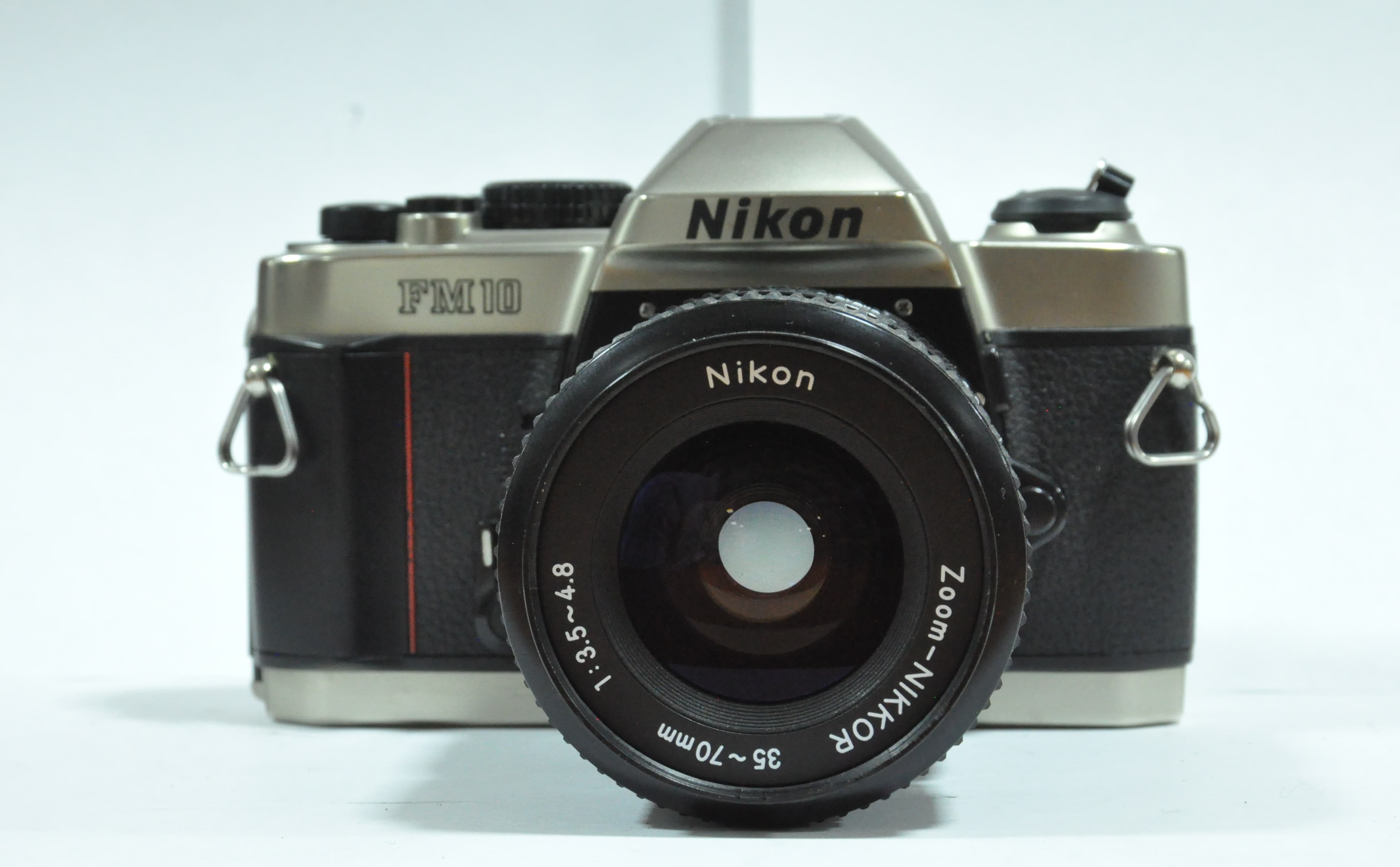Nikon FM10