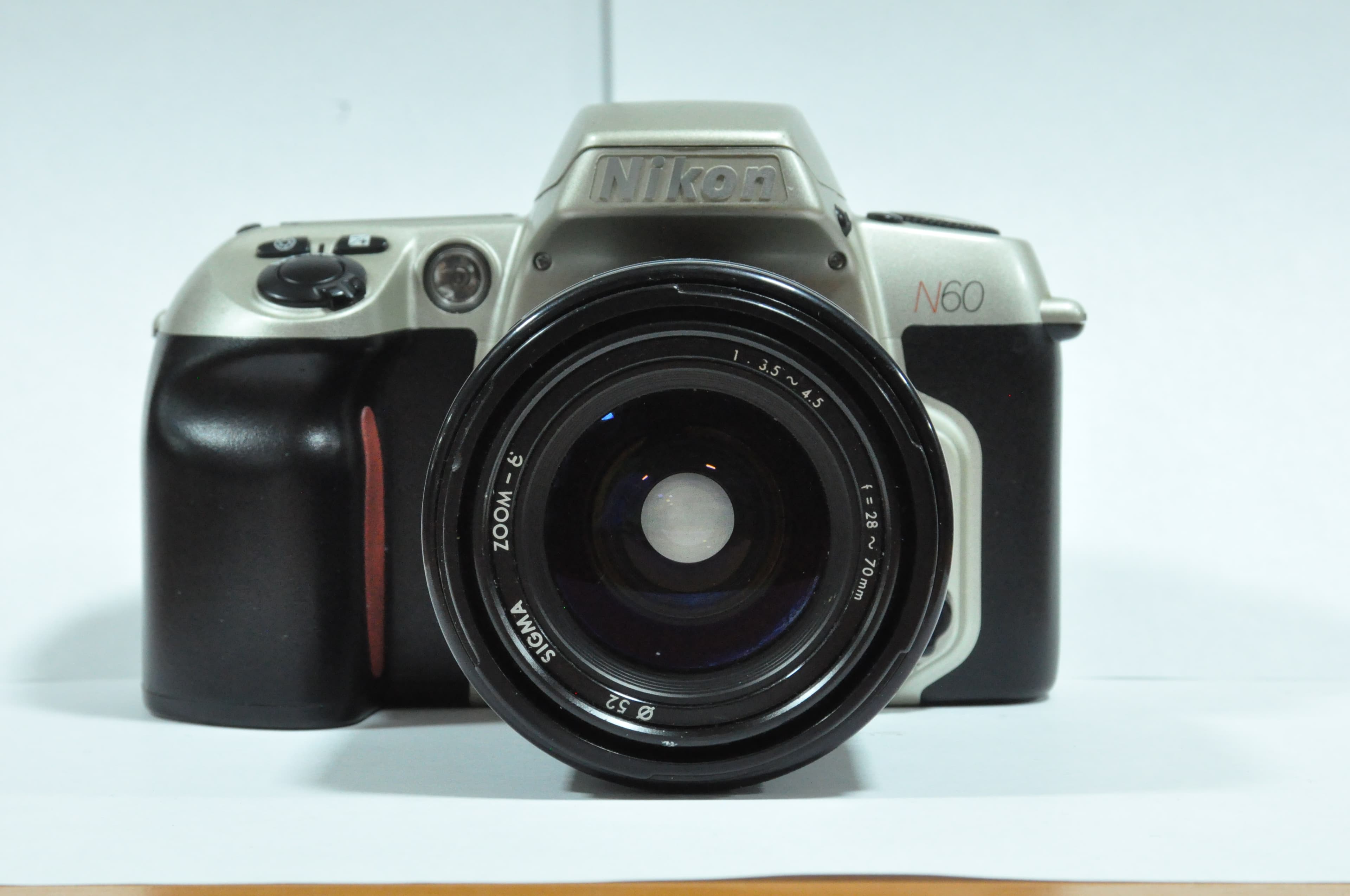 Nikon N60