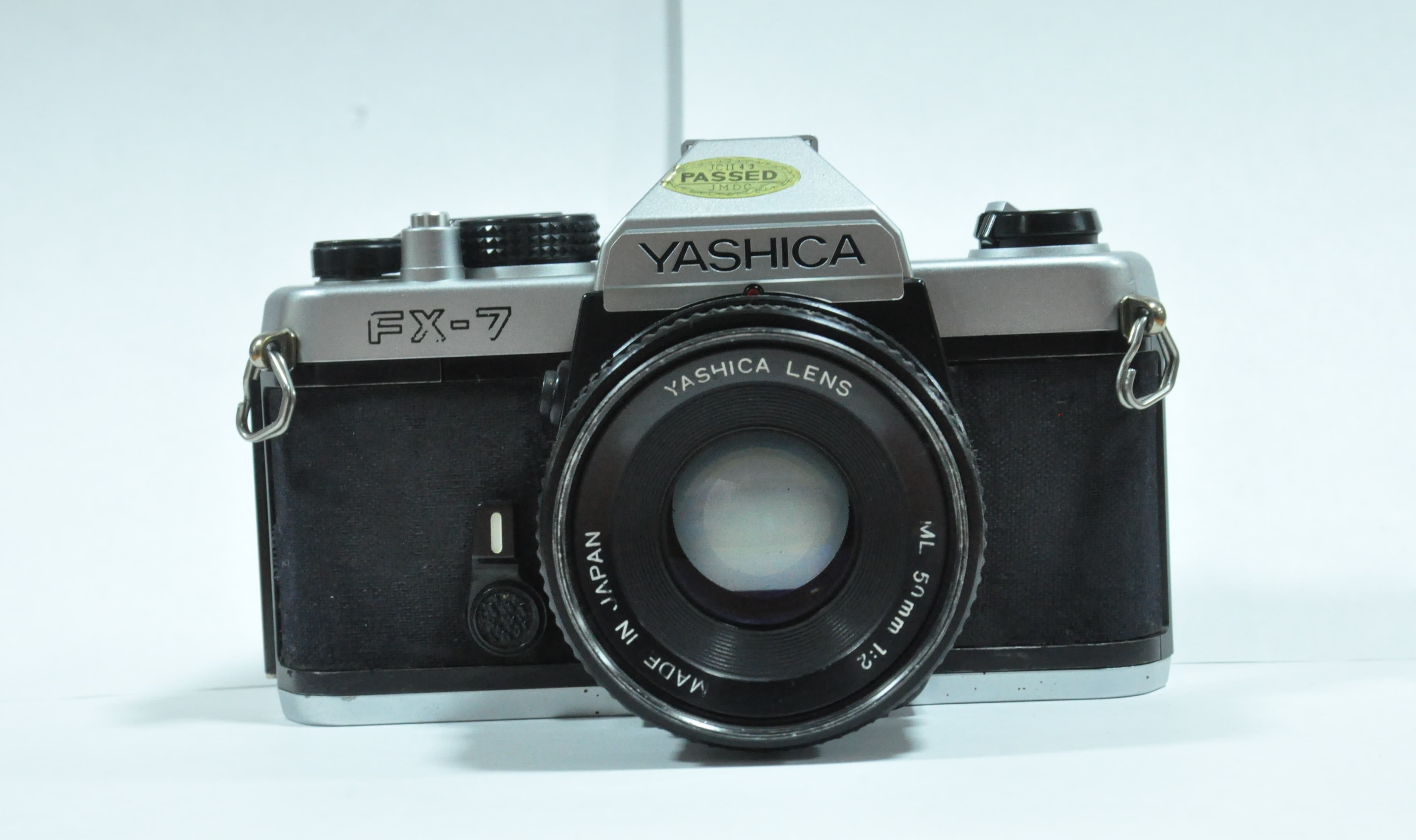 Yashica FX-7